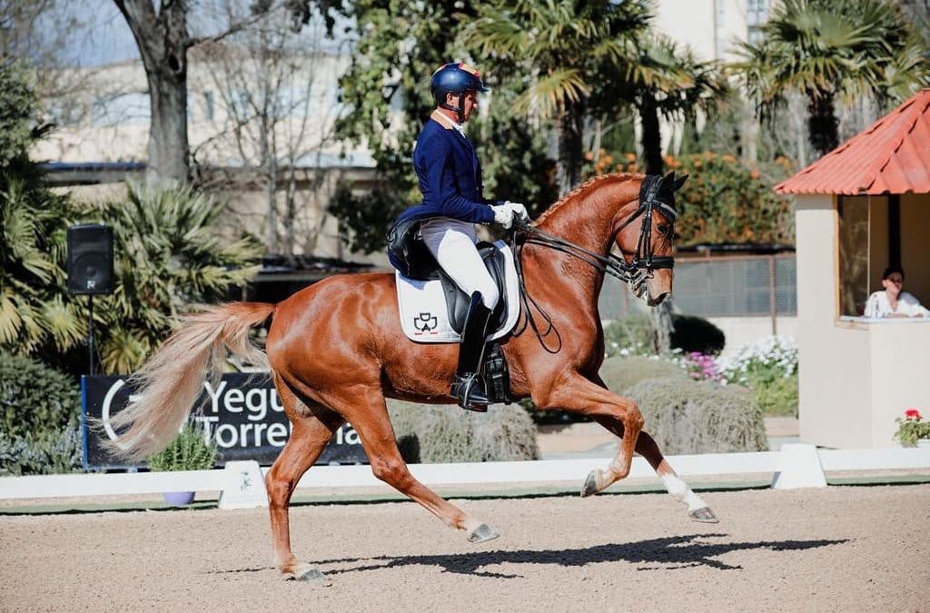 Juan Antonio Jimémez Cobo con «Quartar» sextos en el CDI4* de Neustadt-Dosse.