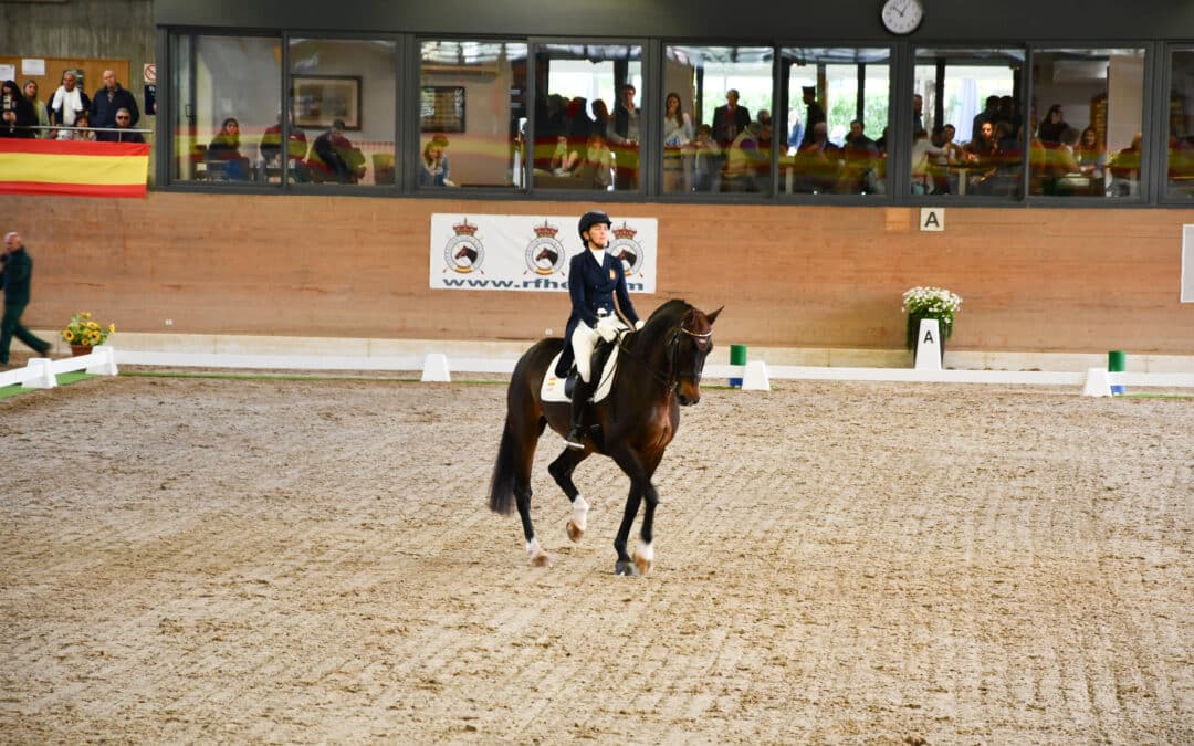 Beatriz Ferrer-Salat brillante vencedora del Gran Premio en el C.A.V.A