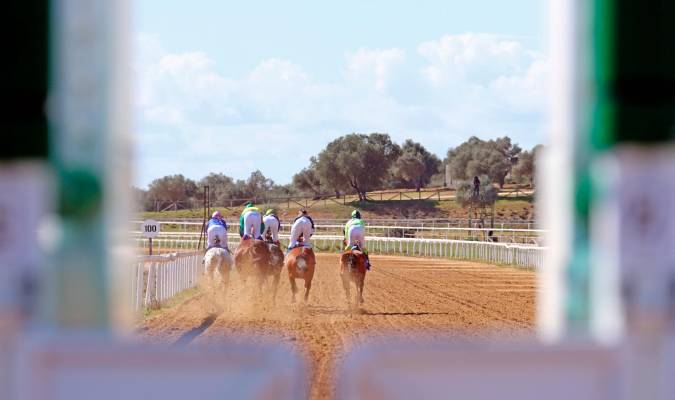 Inicio de la temporada de carreras en el Gran Hipódromo de Andalucía