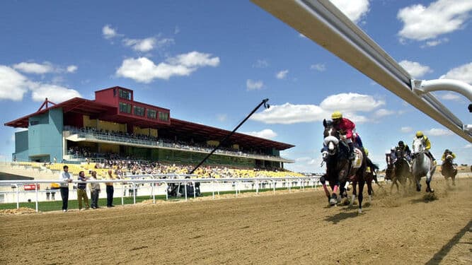 El Premio Diario de Sevilla abre la décima jornada de carreras en el Hipódromo Dos Hermanas