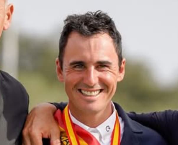 Conthargo-Blue y Arezzo de Llamosas montados por Álvaro González de Zárate