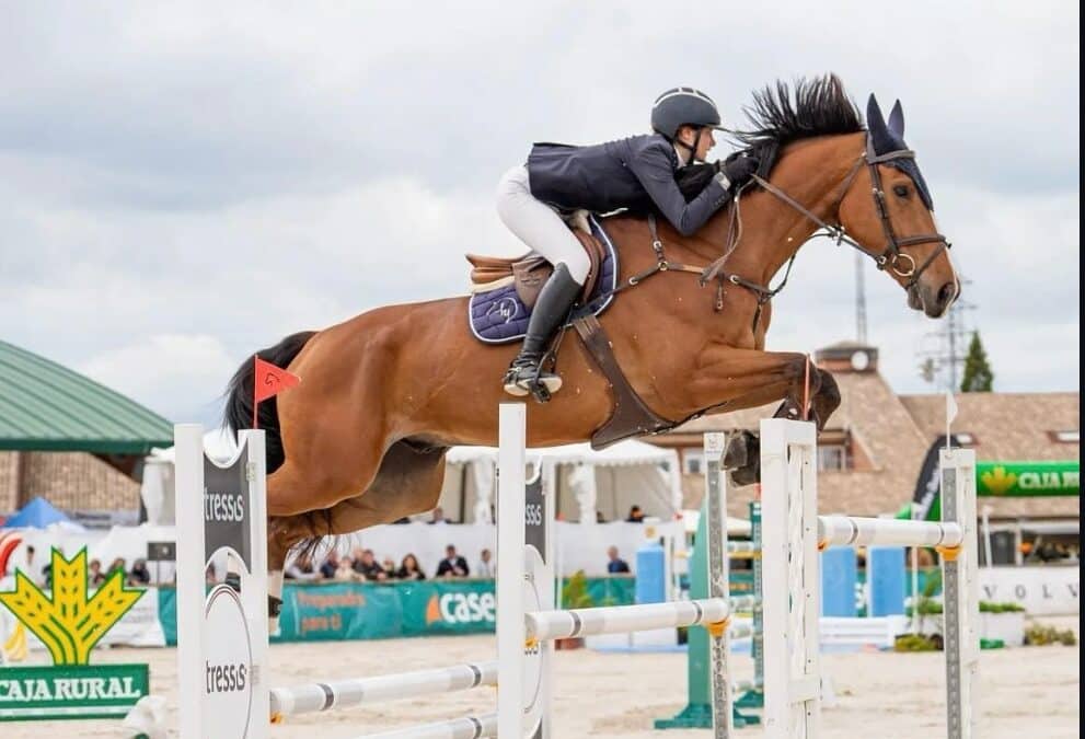 Inés Hernández Yanguas y Nemo de Porceyo, ganadores del Gran Premio del CSAC + CSN2* Las Cadenas Noviembre